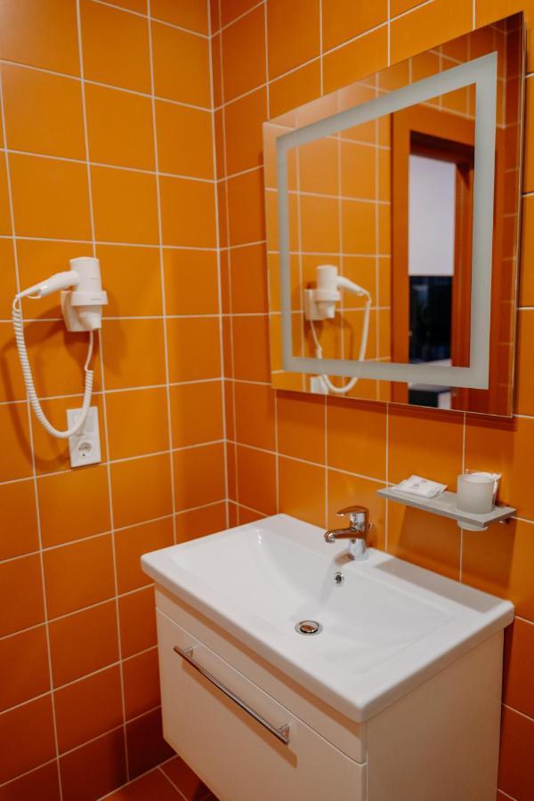 Lomo Hotel Umanʼ Exteriér fotografie