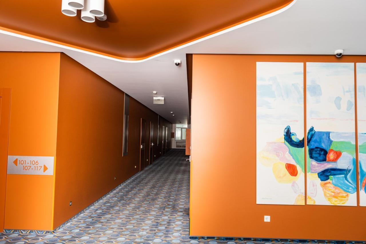 Lomo Hotel Umanʼ Exteriér fotografie